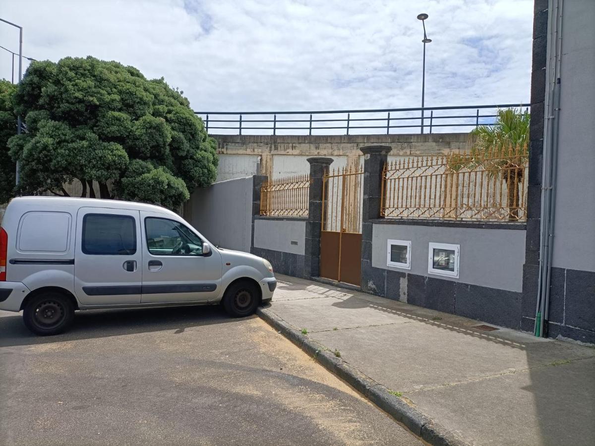 Seaside House Hotel Ponta Delgada  Exterior photo